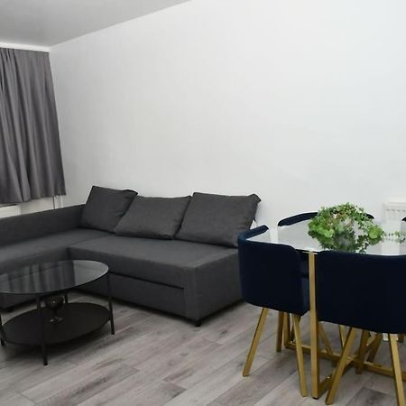 Home Away From Home Λονδίνο Εξωτερικό φωτογραφία